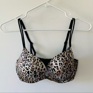 Victoria’s Secret Very Sexy Bra 34D like new!